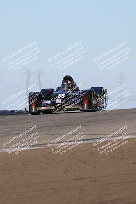 media/Oct-26-2025-CalClub SCCA (Sun) [[8ce1e69566]]/Group 3/Grapevine/